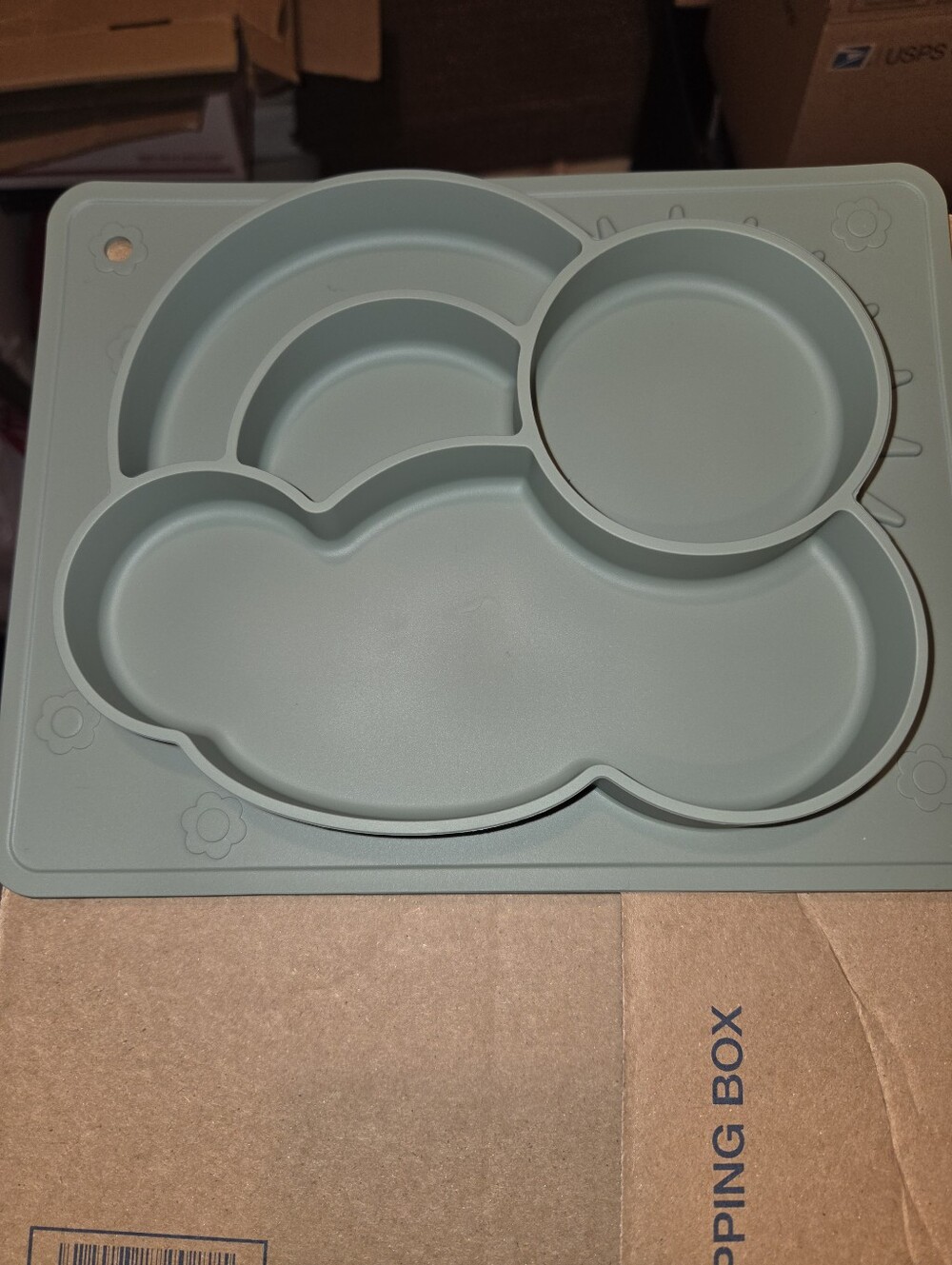 Silicone Kids Plate Set with Straw Cup and Utensils And Bib- Sage Green - Picture 4 of 7